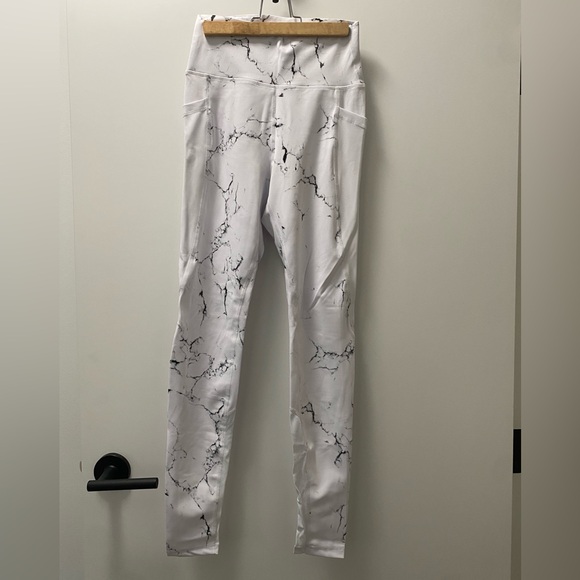 Buffbunny Marble Legging - Picture 4 of 6